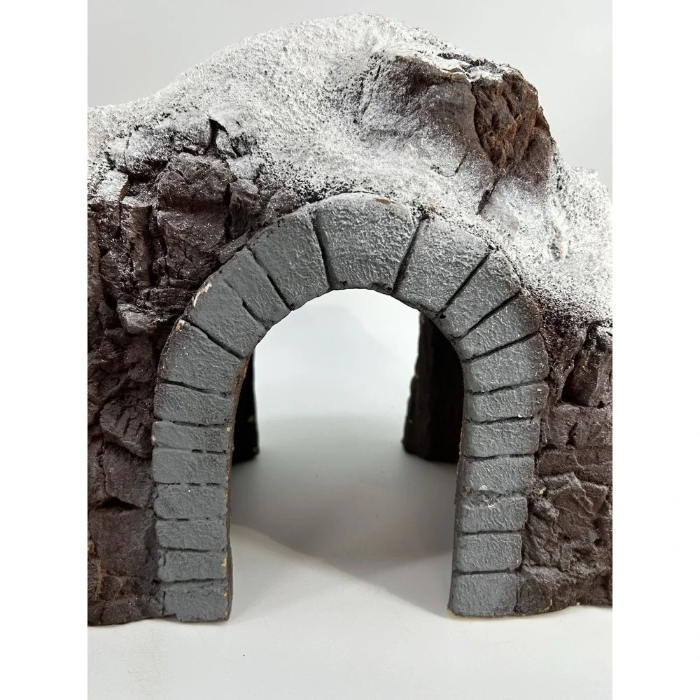 Vintage Dept 56 Snow Village Mountain Train Tunnel 5258-2 Ho Scale Train Tunnel